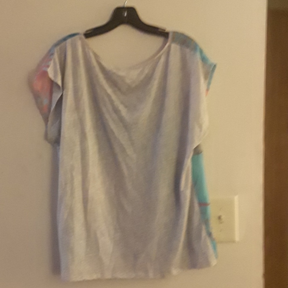 Blouse - Picture 2 of 2